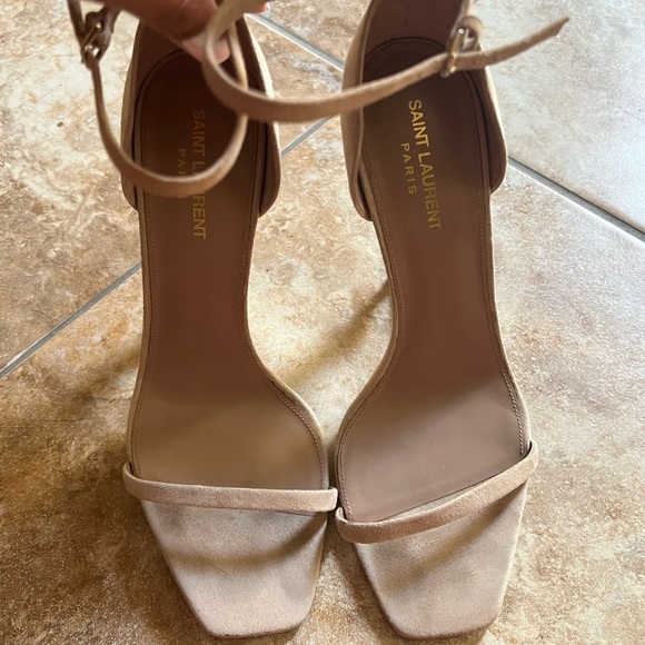 Saint Laurent YSL OPYUM HEELS IN SUEDE WITH PALE GOLD-TONE HEEL - Picture 3 of 7